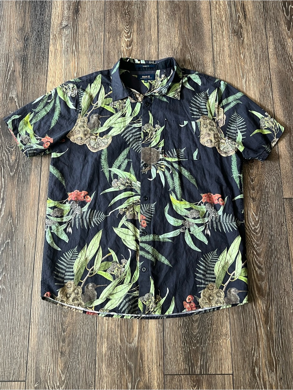 Roark Men's Large Black Tropical Hummingbird Print Hawaiian Short-Sleeve Shirt